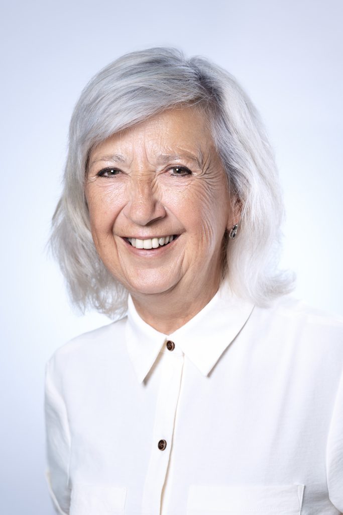 Simona Donátová